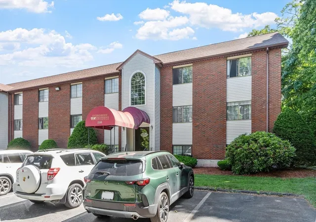 5th image of 2510 Skyline #7, Lowell, MA 01854 | MLS# 73538042
