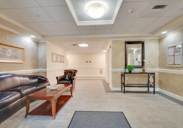 4th image of 2303 Briarwood Vlg, Clinton, MA 01510