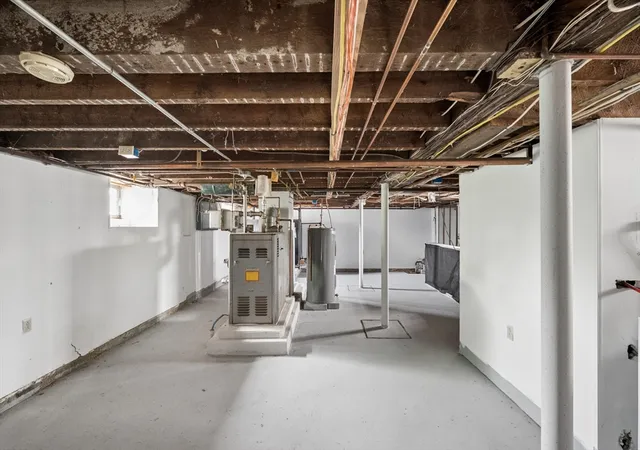 Listing Photo 2 - Condo for sale in building located at 190 Raymond St, Fall River, MA 02723 - Unit #
