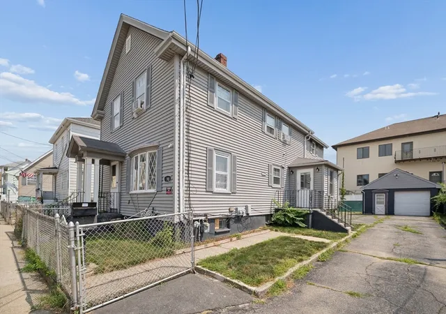 Listing Photo 3 - Condo for sale in building located at 190 Raymond St, Fall River, MA 02723
