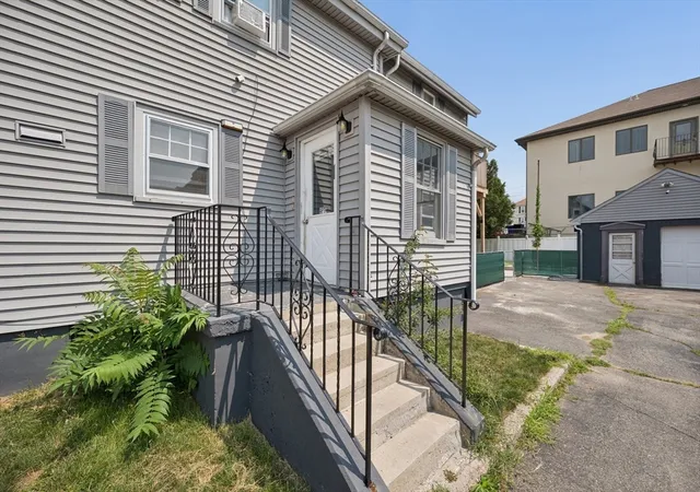Listing Photo 4 - Condo for sale in building located at 190 Raymond St, Fall River, MA 02723