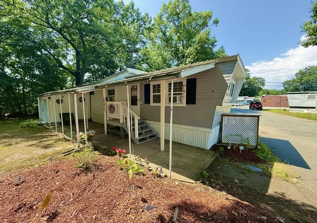 Photo 2 of Manufactured home for sale at 404 Southwick Rd #19, Westfield, MA 01085 | MLS# 73560637 | Listing updated on 2026-08-26