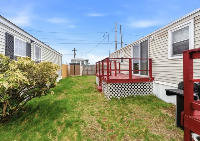 Photo 3 of Manufactured home for sale at 11 East Dr, Rumford, RI 02916 | MLS# 73505447 | Listing updated on 2026-09-13