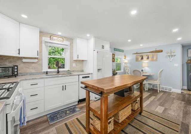 Photo 3 of Single family home for sale at 51 Prospect Avenue, Yarmouth, MA 02673 | MLS# 73569753 | Listing updated on 2026-09-04