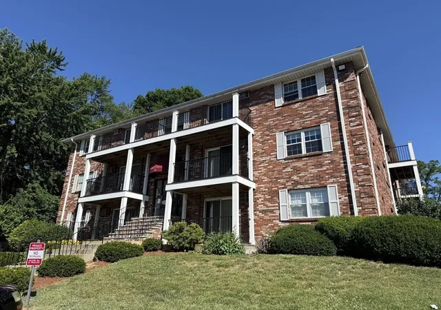 1st image of 11 Kenmar Dr #10, Billerica, MA 01821 | MLS# 73536616