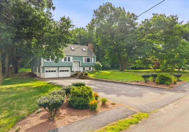 Photo 3 of Sale Pending at 32 Maria Ln, Taunton, MA 02780 | MLS# 73554826 | Listing updated on 2026-08-18