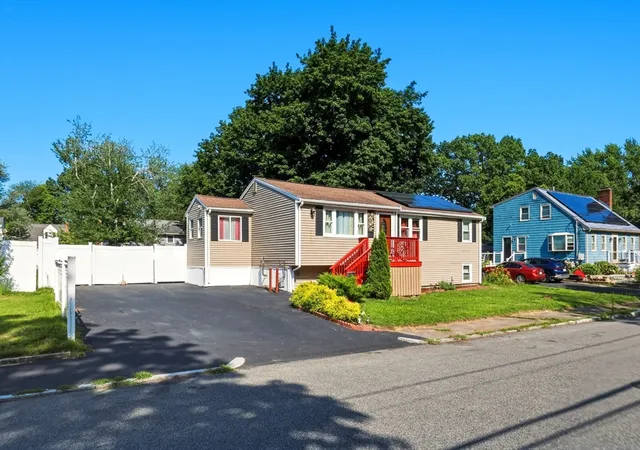 Photo 1 of Sale Pending at 280 Ettrick St, Brockton, MA 02301 | MLS# 73561601 | Listing updated on 2026-09-10