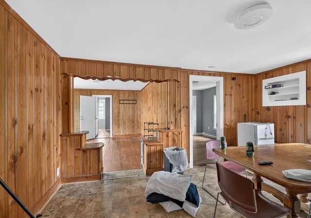 Photo 4 of Sale Pending at 243 Central St, Springfield, MA 01105 | MLS# 73544038 | Listing updated on 2026-10-08