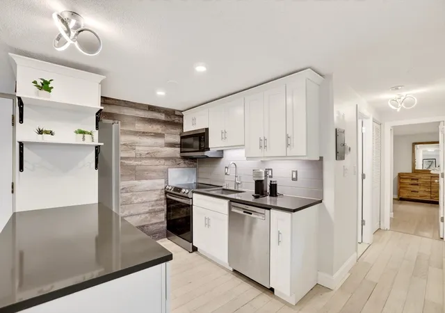 Homes for sale in Stoneham, MA | 66 Main St #26A, Stoneham, MA 02180 | MLS# 73546922