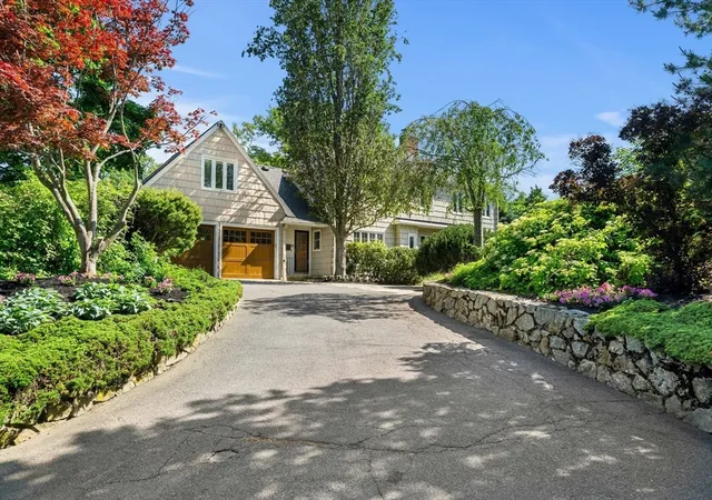 Photo 3 of Sale Pending at 69 Gale Rd, Swampscott, MA 01907 | MLS# 73536593 | Listing updated on 2026-09-04