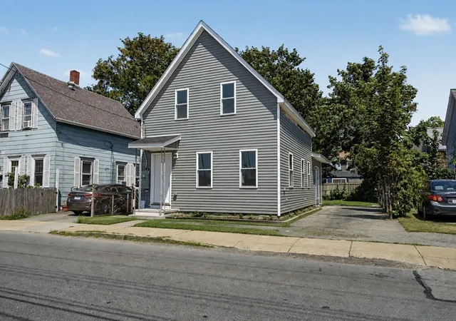 24th image of 85 Middle St, Fairhaven, MA 02719 | MLS# 73561614