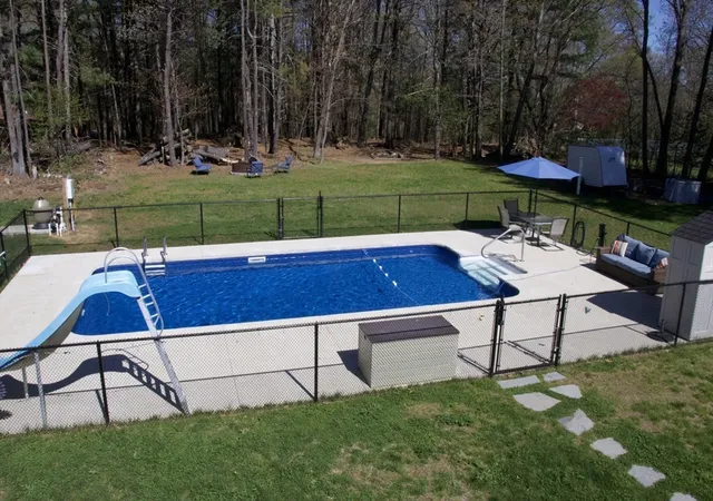 4th image of 2 Skunk Rd, Merrimac, MA 01860 | MLS# 73517290