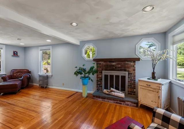 4th image of 18 Lodge Road, Wayland, MA 01778 | MLS# 73555539