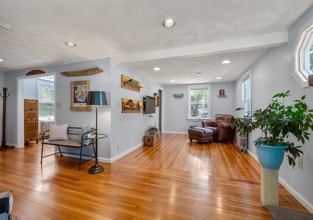 5th image of 18 Lodge Road, Wayland, MA 01778 | MLS# 73555539