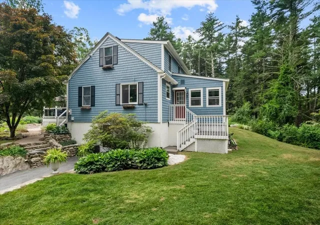2nd image of 320 Alpine Dr, Southbridge, MA 01550 | MLS# 73550086