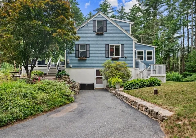 3rd image of 320 Alpine Dr, Southbridge, MA 01550 | MLS# 73550086