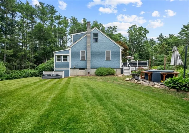 4th image of 320 Alpine Dr, Southbridge, MA 01550 | MLS# 73550086