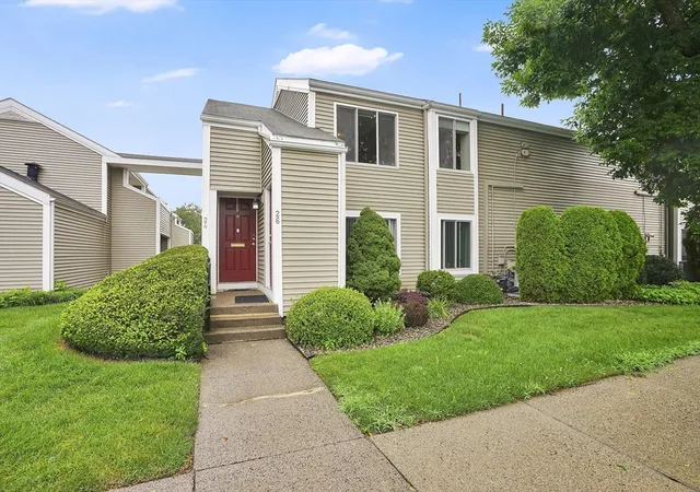 Homes for sale in Springfield, MA | 26 Nassau Dr #26, Springfield, MA 01129 | MLS# 73547653