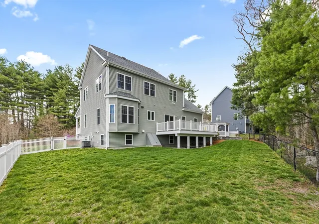 Homes for sale in South Grafton, MA | 4 Brookmeadow Ln, South Grafton, MA 01560 | MLS# 73505187