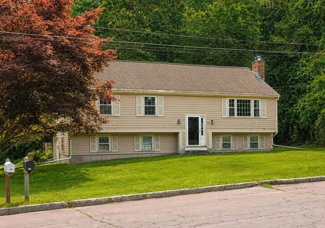 Photo 1 of Single family home for sale at 140 King James Way, Wrentham, MA 02093 | MLS# 73554610 | Listing updated on 2026-08-27
