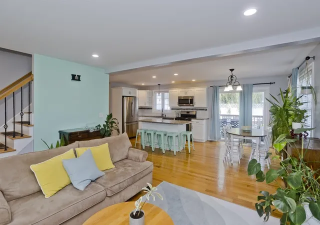 5th image of 15 Lombard Ave, East Longmeadow, MA 01028 | MLS# 73566151