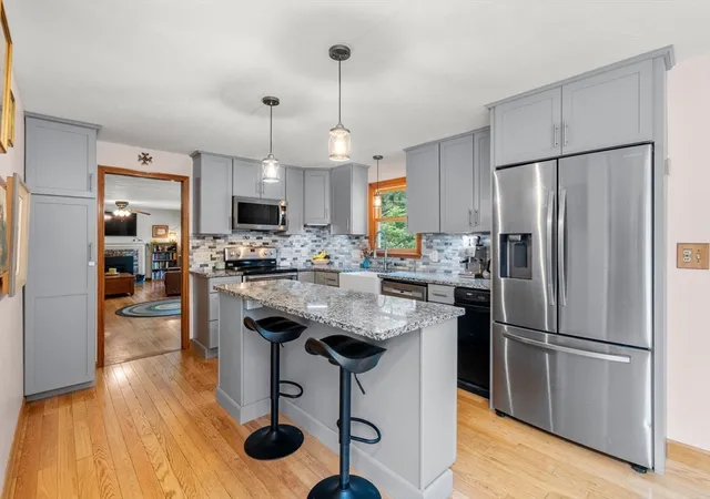 Photo 3 of Single family home for sale at 202 Franklin St, Halifax, MA 02338 | MLS# 73565907 | Listing updated on 2026-08-26