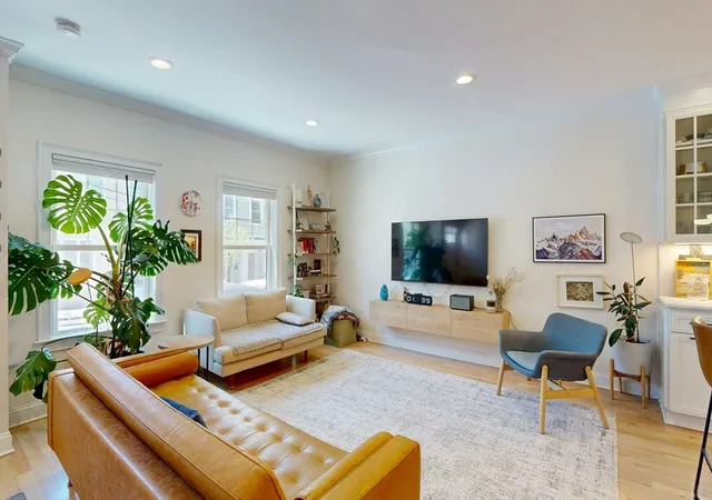 Homes for sale in Cambridge, MA | 32 Fifth Street #1, Cambridge, MA 02141 | MLS# 73513945