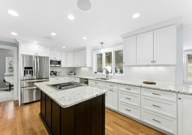 Photo 4 of Sale Pending at 256 W Main St, Westborough, MA 01581 | MLS# 73491349 | Listing updated on 2026-04-13