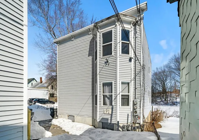 Listing Photo 4 - Condo for sale in building located at 71-73 Hilldale Ave, Haverhill, MA 01832