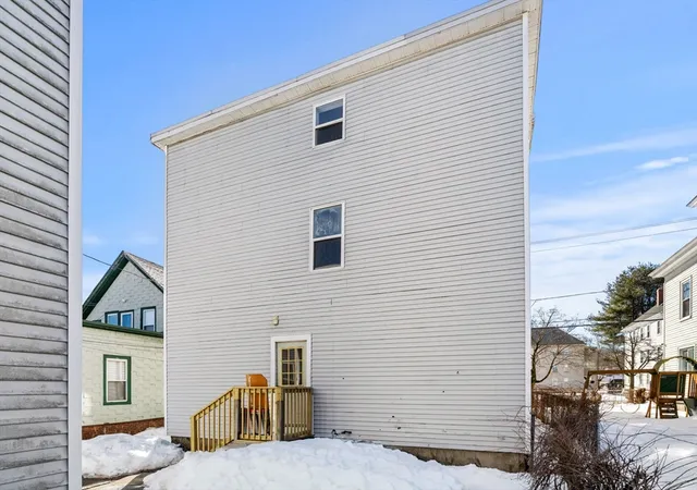 Listing Photo 5 - Condo for sale in building located at 71-73 Hilldale Ave, Haverhill, MA 01832
