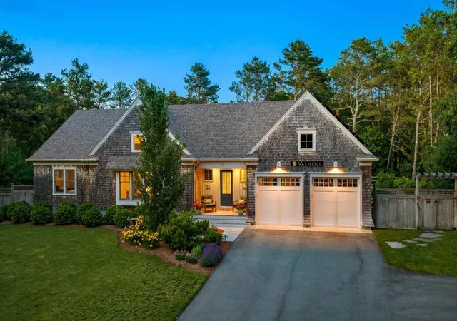 Photo 2 of Single family home for sale at 15 Capt Bellamy, Wellfleet, MA 02667 | MLS# 73561123 | Listing updated on 2026-08-19