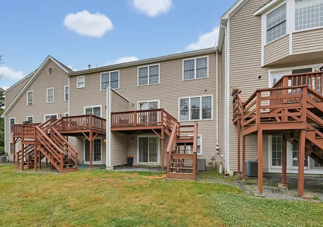 Homes for sale in Bellingham, MA | 123 Bellwood Circle, Bellingham, MA 02019 | Houzeo