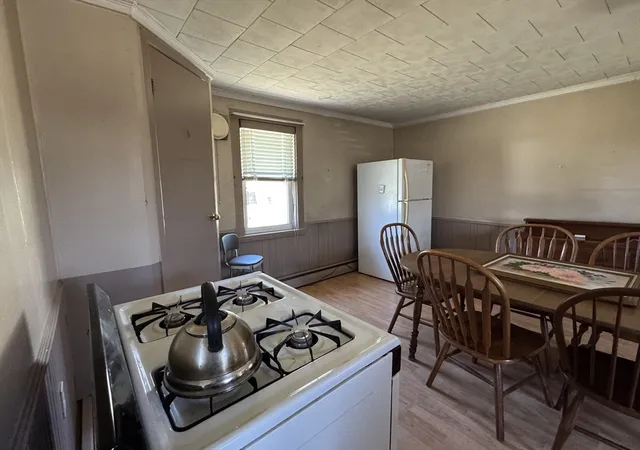 Homes for sale in Taunton, MA | 38 Thrasher St, Taunton, MA 02780 | MLS# 73545256