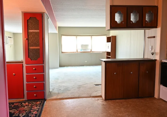 3rd image of 281 Chauncey Walker Street #86B, Belchertown, MA 01007 | MLS# 73526819