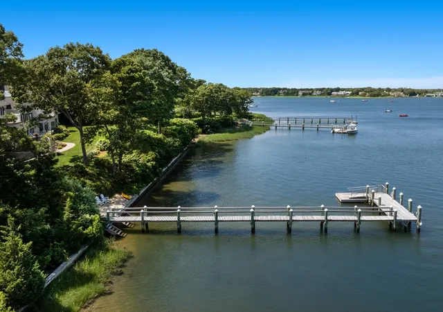 4th image of 168 Garrison Ln, Barnstable, MA 02655 | MLS# 73441700