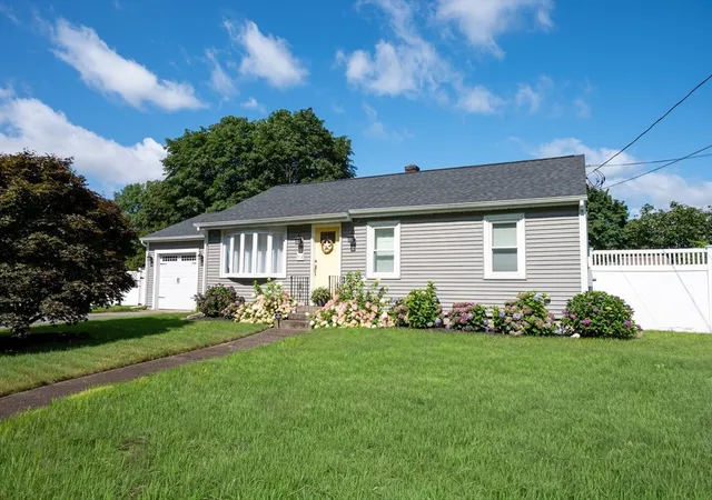 1st image of 512 Central Avenue, Seekonk, MA 02771 | MLS# 73558154