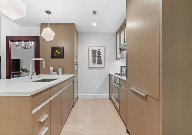 5th image of 100 Lovejoy Wharf #5 N, Boston, MA 02114 | MLS# 73555341