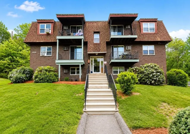 1st image of 668 Robbins Ave #3, Dracut, MA 01826 | MLS# 73543008