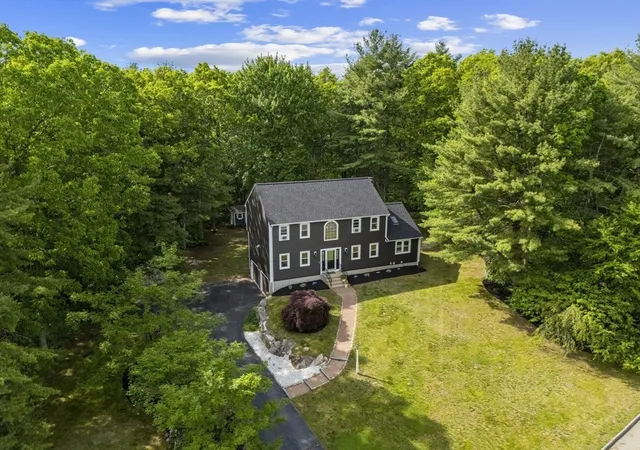 Photo 3 of Sale Pending at 42 Brookside Dr, Uxbridge, MA 01569 | MLS# 73540637 | Listing updated on 2026-08-20