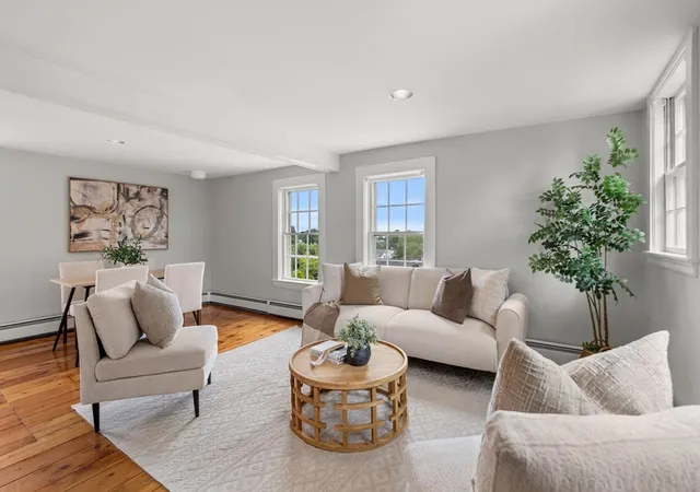 Homes for sale in Marblehead, MA | 13 Linden St #3, Marblehead, MA 01945 | MLS# 73545657