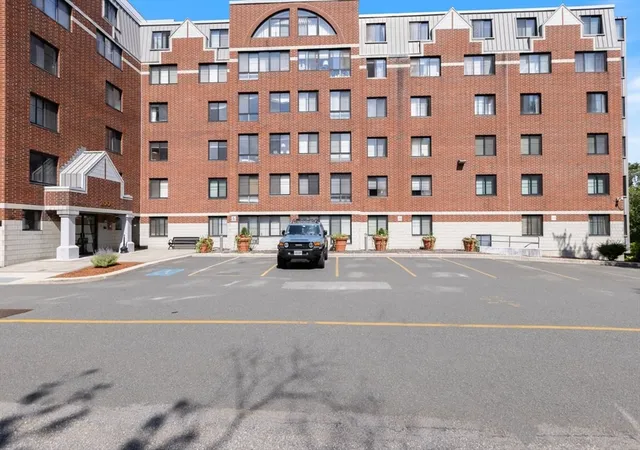 2nd image of 100 Ledgewood Dr, Stoneham, MA 02180
