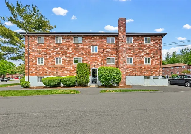 Homes for sale in Boston, MA | 21 Westgate Rd, Boston, MA 02467 | Houzeo