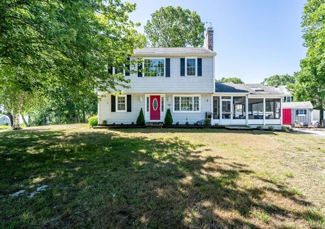 Photo 2 of Single family home for sale at 135 Baxter Ave, West Yarmouth, MA 02673 | MLS# 73547811 | Listing updated on 2026-08-07