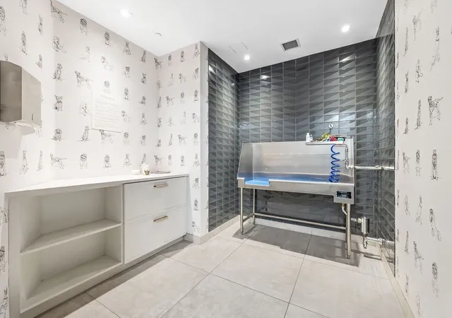 35th image of 100 Shawmut Ave #807, Boston, MA 02118 | MLS# 73474115