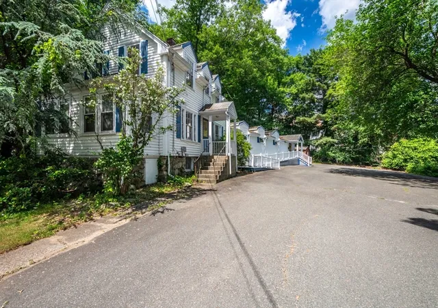Photo 4 of Single family home for sale at 521 Walpole St, Norwood, MA 02062 | MLS# 73538212 | Listing updated on 2026-08-12