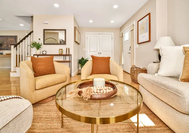2nd image of 334 Winter St, Brockton, MA 02302 | MLS# 73550654
