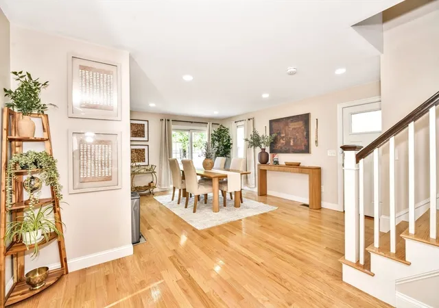 5th image of 334 Winter St, Brockton, MA 02302 | MLS# 73550654