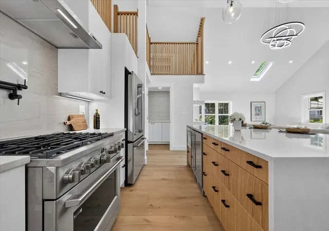 Photo 3 of Single family home for sale at 101 Hackensack Rd, Chestnut Hill, MA 02467 | MLS# 73541861 | Listing updated on 2026-08-15