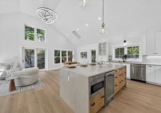 Photo 5 of Single family home for sale at 101 Hackensack Rd, Chestnut Hill, MA 02467 | MLS# 73541861 | Listing updated on 2026-08-15