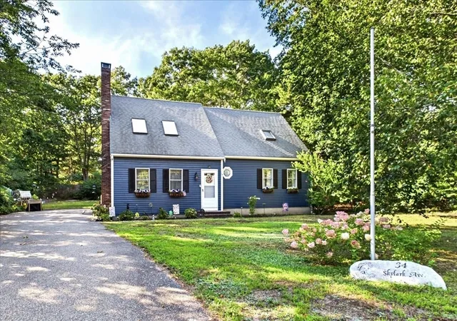 1st image of 34 Skylark Ave, Plymouth, MA 02360 | MLS# 73563447